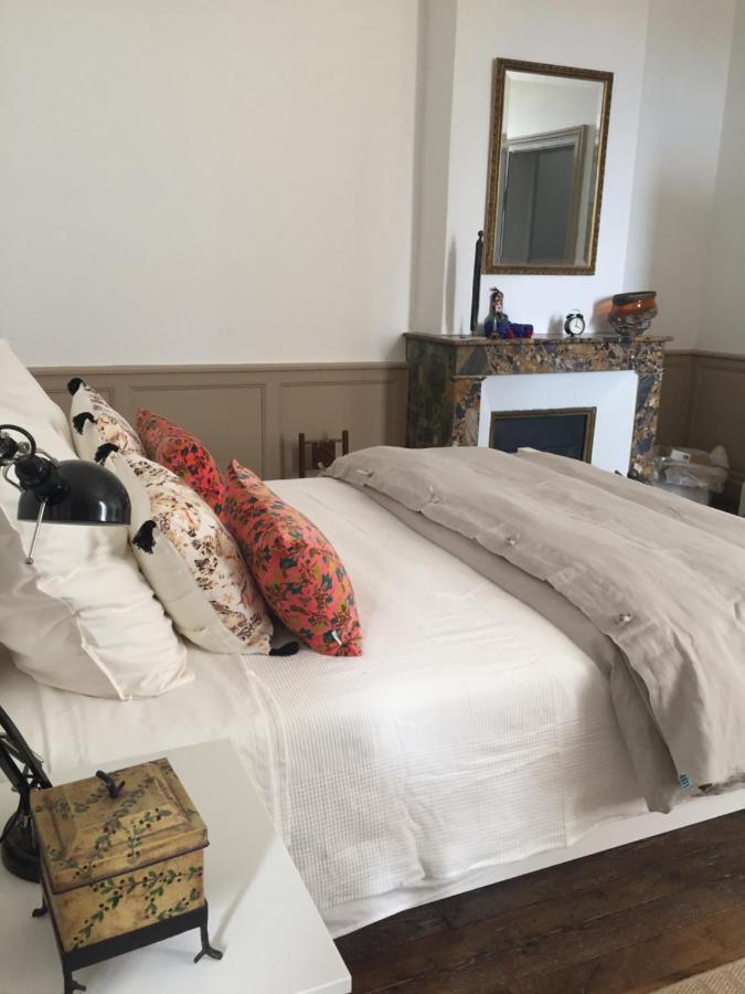 Beautifully Renovated Rooms On Place New York Angouleme Exterior photo