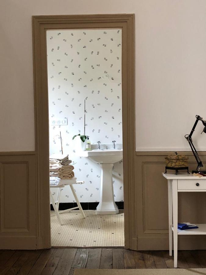 Beautifully Renovated Rooms On Place New York Angouleme Exterior photo